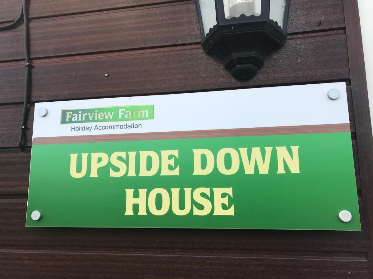 Upside Down House - Sleeps Up To 6 Guests - Great For Family And Friends Gatherings,Corporate Events ,Near Sherwood Forest At Fairview Farm In Nottingham Set In 88 Acres Exteriér fotografie
